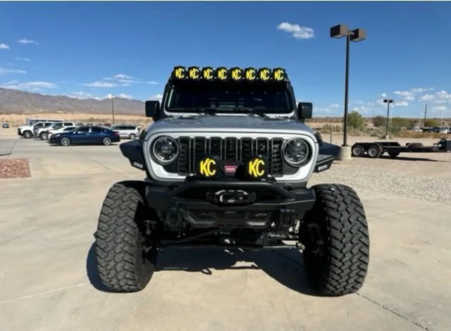 New 2024 Silver Jeep Rubicon image 8
