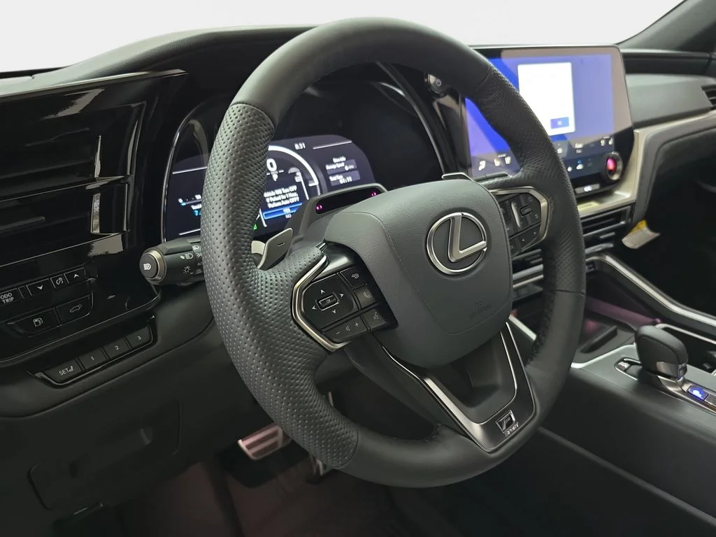 2026 Lexus TX 500h F-Sport Premium - Photo 16