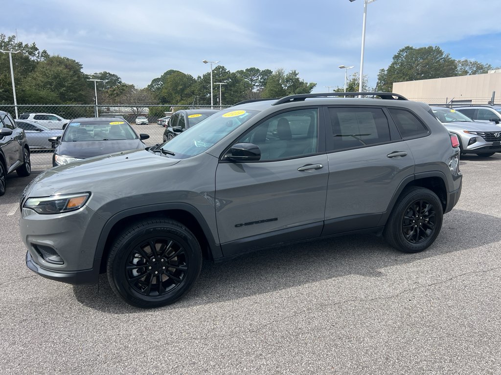 2023 Jeep Cherokee Lux Altitude photo 2