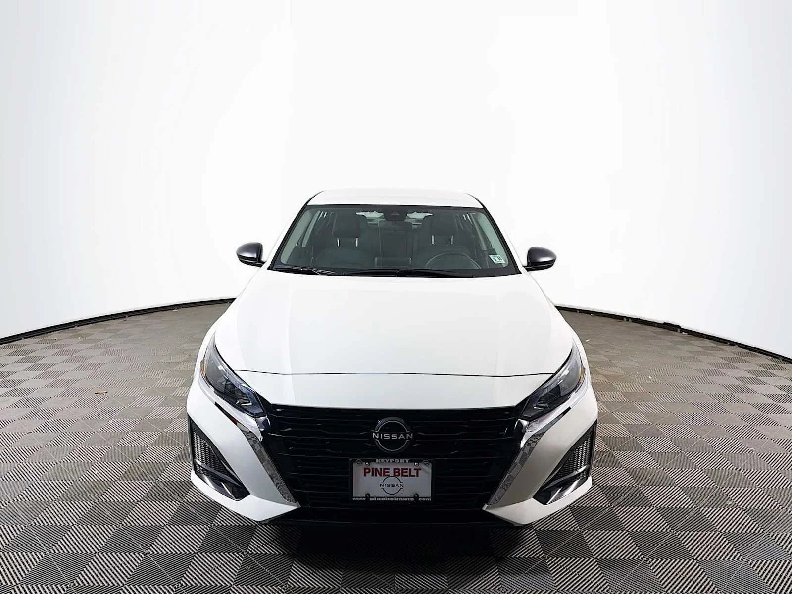 Certified Used 2025 Glacier White Nissan SV image 2