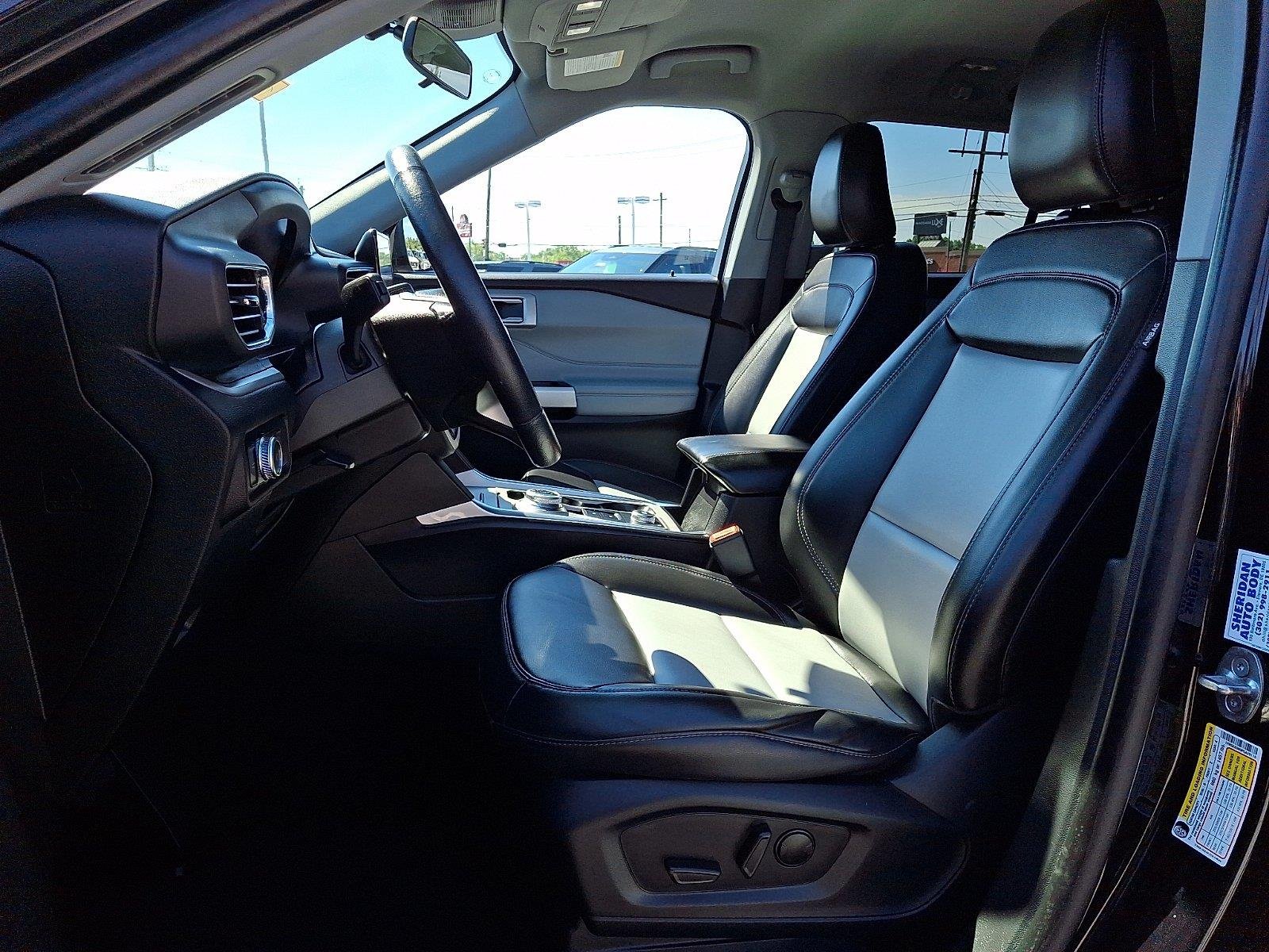 Used 2023 Agate Black Ford XLT image 15