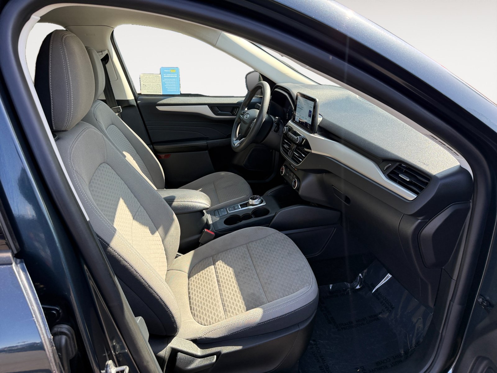 Certified Used 2022 Blue Metallic Ford SE image 19