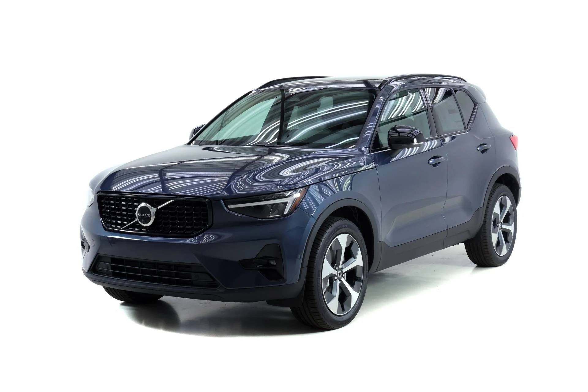2026 Volvo XC40