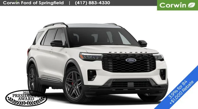 New 2026 Star White Metallic Tri-Coat Ford ST-Line image 6