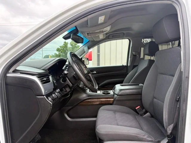 Used 2017 White Chevrolet LS image 29