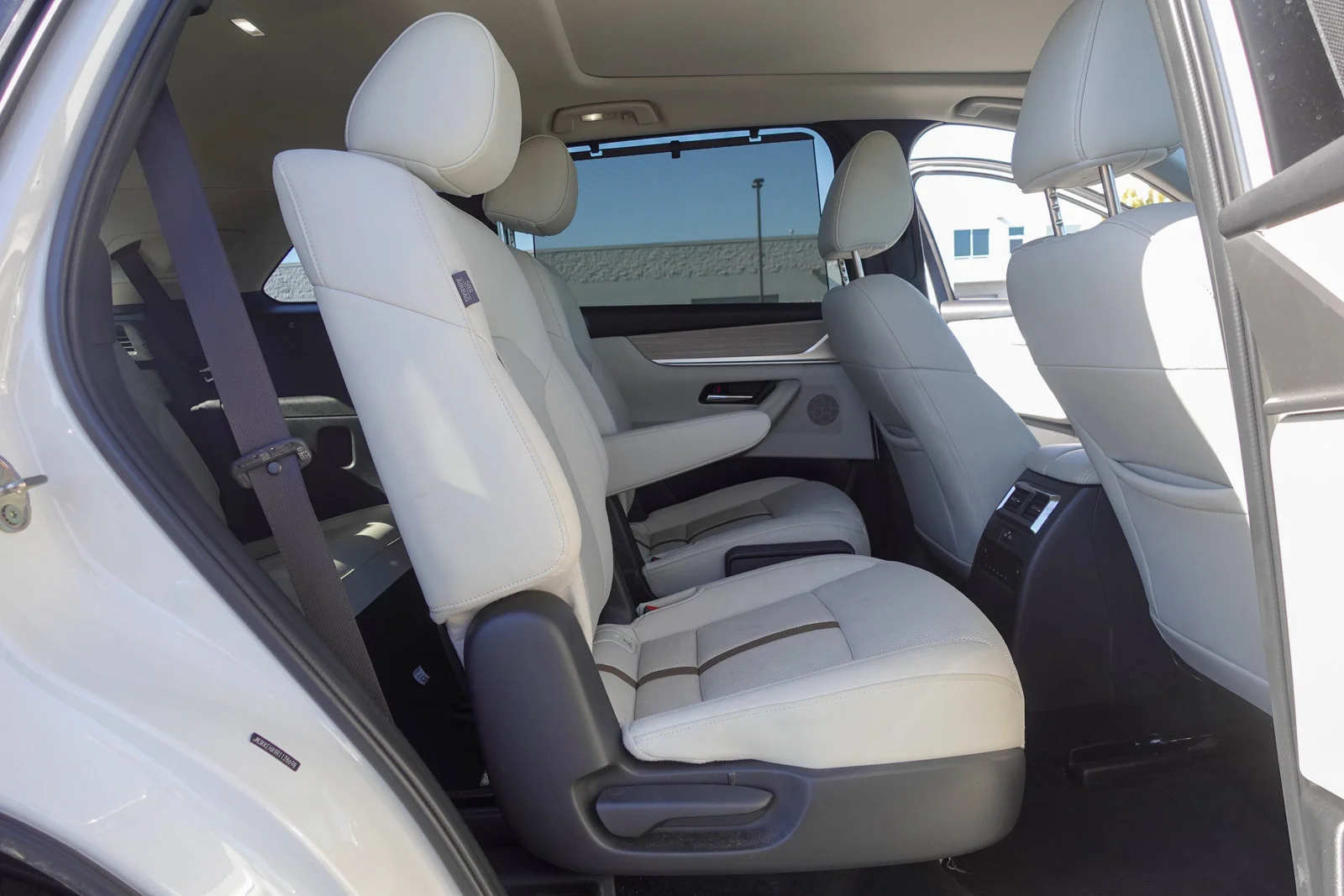 Certified Used 2024 White Mazda Premium Plus image 16