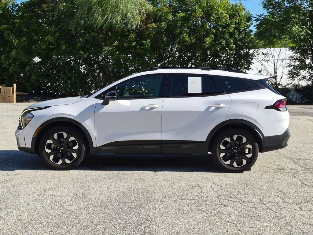 Used 2023 White Kia X-Line image 8