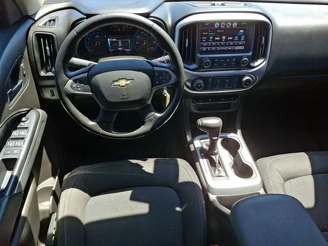 Used 2016 Black Chevrolet LT image 12