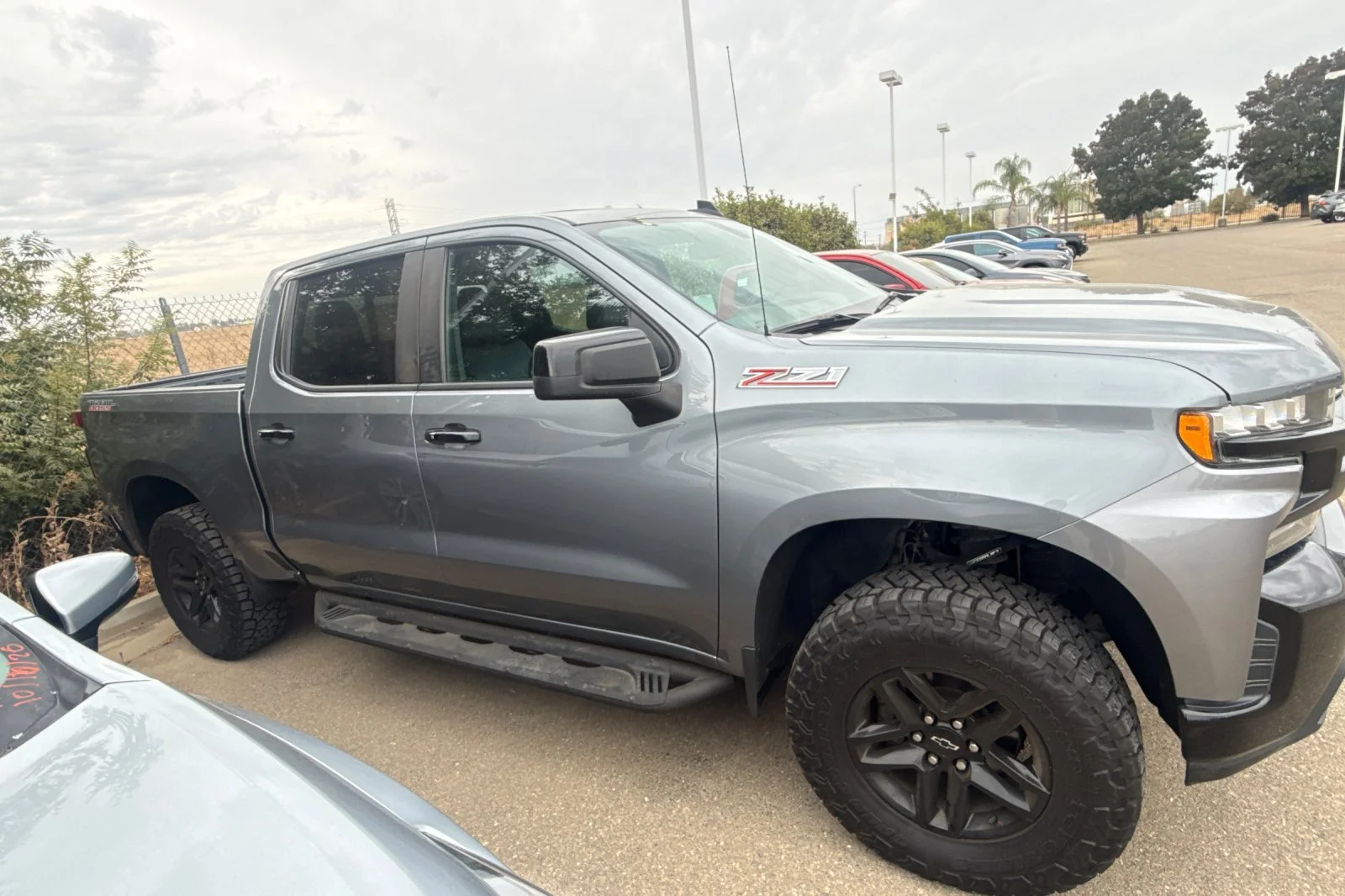 Used 2019 SATIN STEEL METALLIC Chevrolet LT Trail Boss image 3