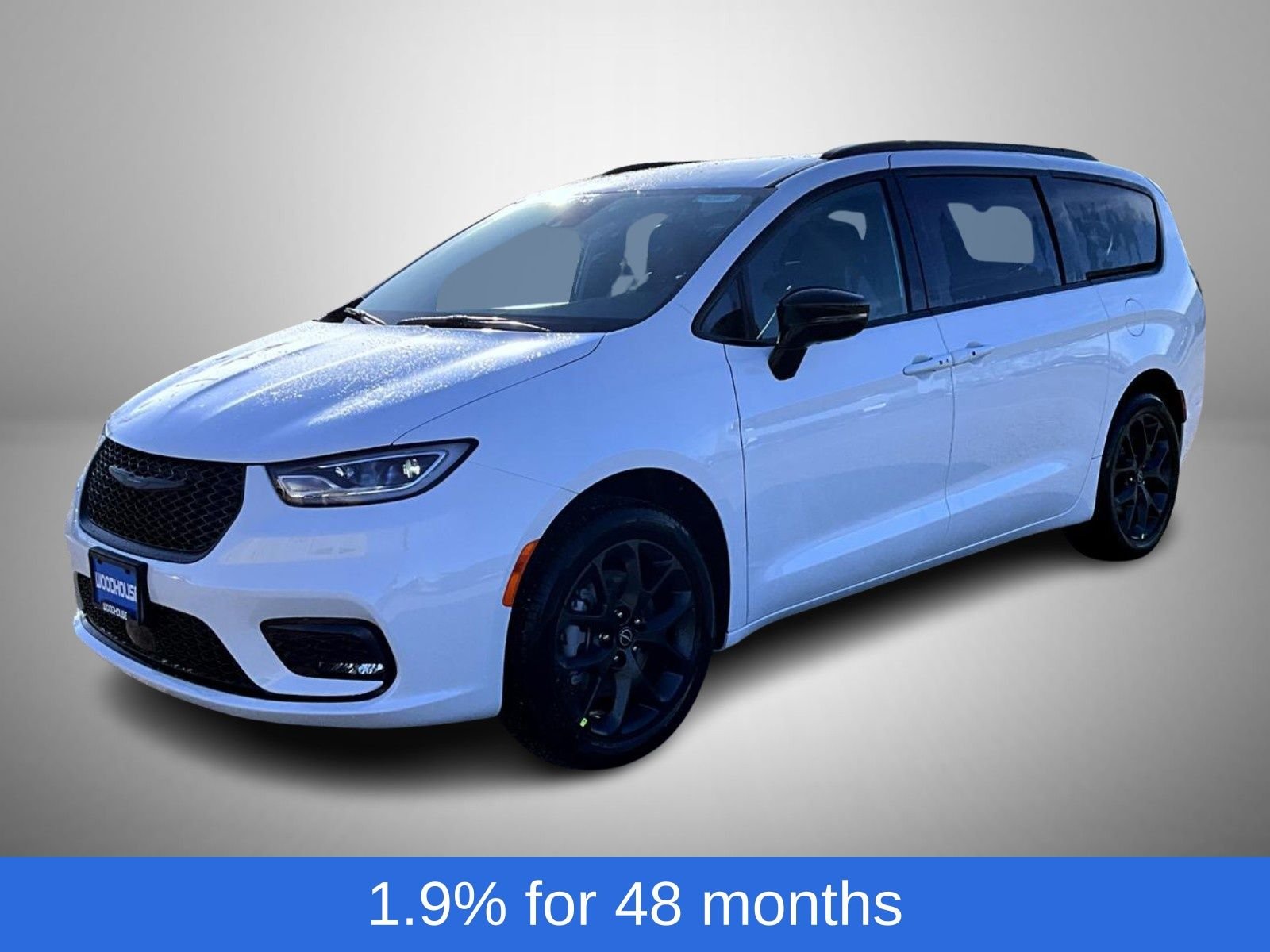 2026 Chrysler Pacifica Select AWD's photo