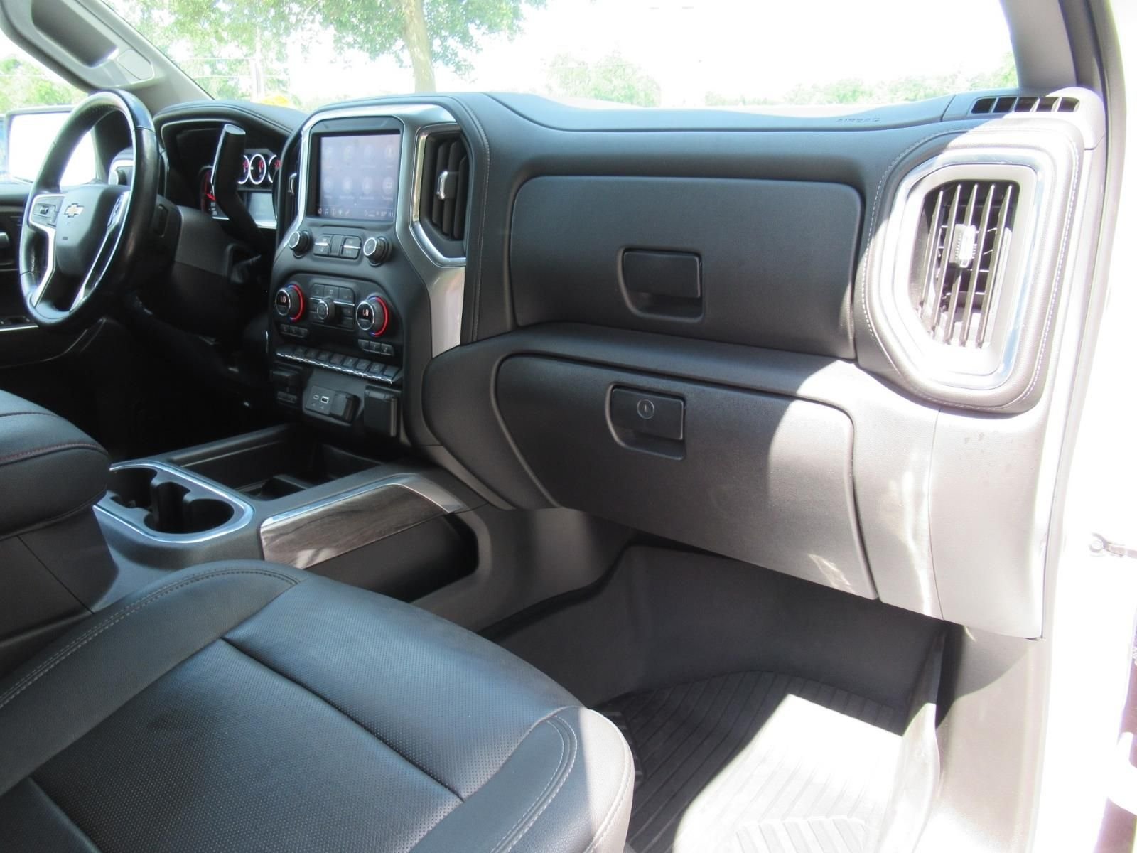 Used 2021 White Chevrolet LTZ image 11