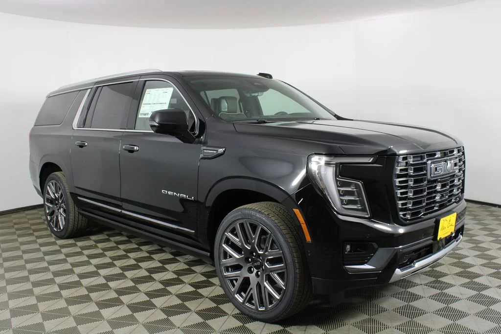 2026 GMC Yukon Denali Ultimate AWD's photo