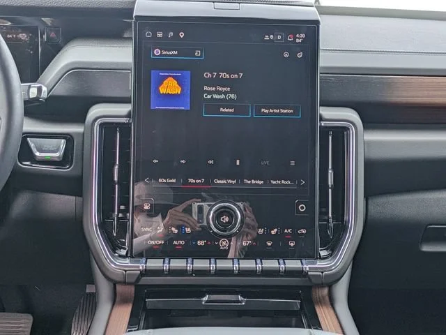 2026 GMC Yukon XL Denali - Photo 19