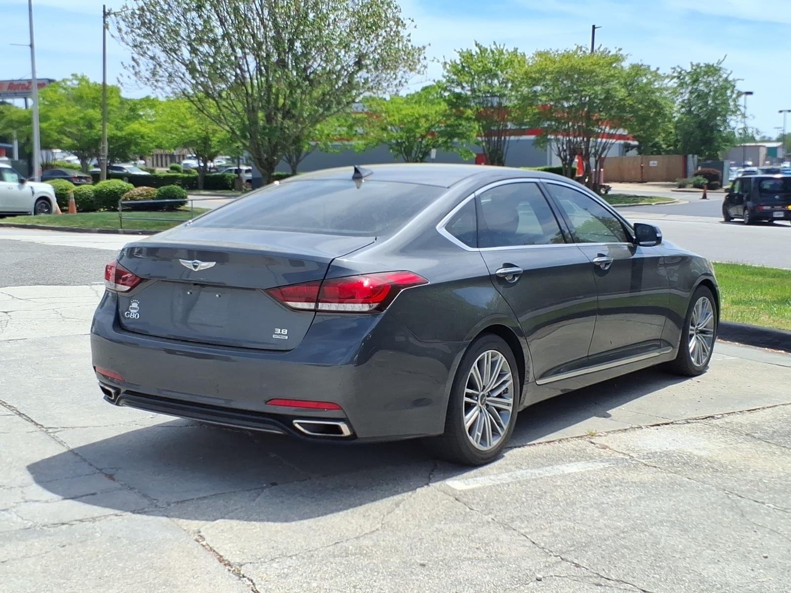 Used 2020 Himalayan Gray Genesis 3.8L image 7