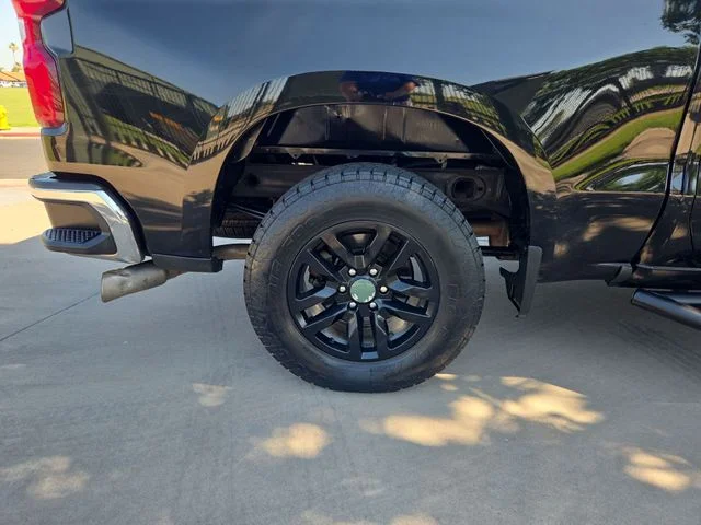 Used 2019 Black Chevrolet LT image 25