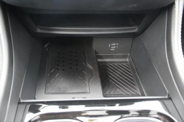 2026 Chrysler Pacifica Limited - Photo 17