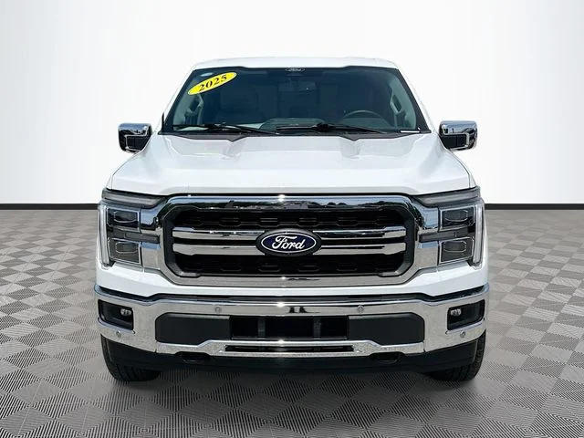 Used 2025 White Ford Lariat image 2