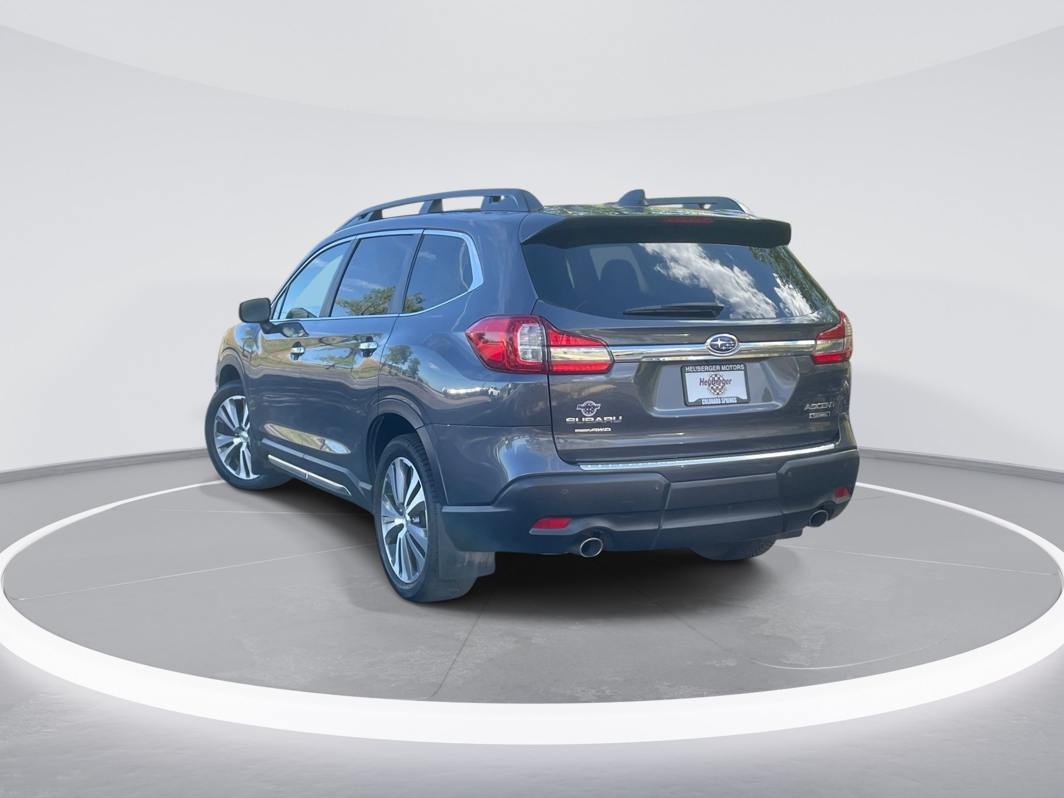 Used 2022 Magnetite Gray Metallic Subaru Touring image 7