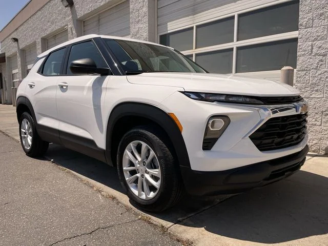 Used 2026 White Chevrolet LS image 10