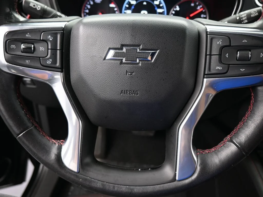 Used 2020 Black Chevrolet RS image 42