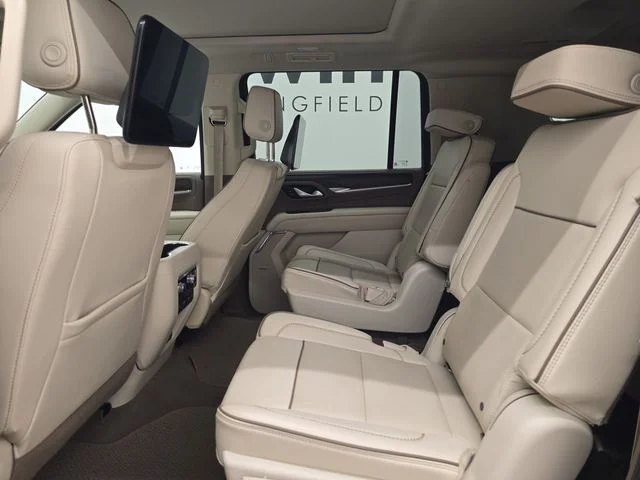 Used 2022 Onyx Black GMC Denali image 21