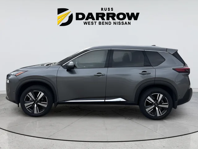 Used 2023 Gray Nissan SL image 3