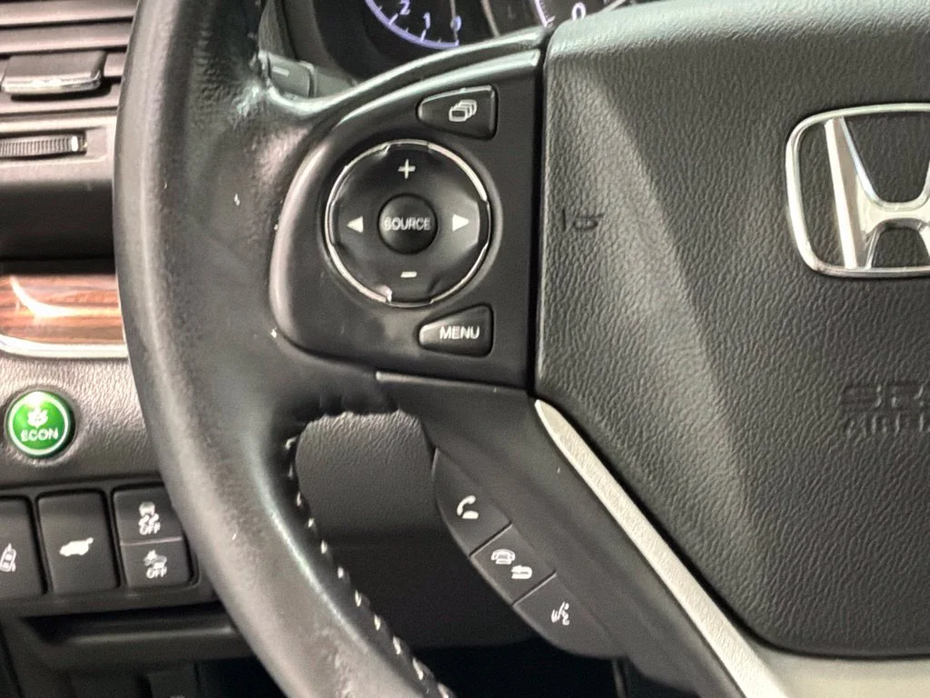 Used 2015  Honda Touring image 9