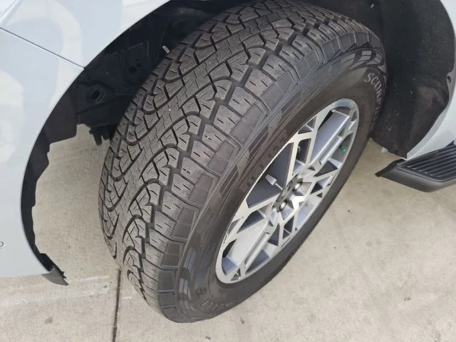 Used 2025 Gray Ford Active image 31
