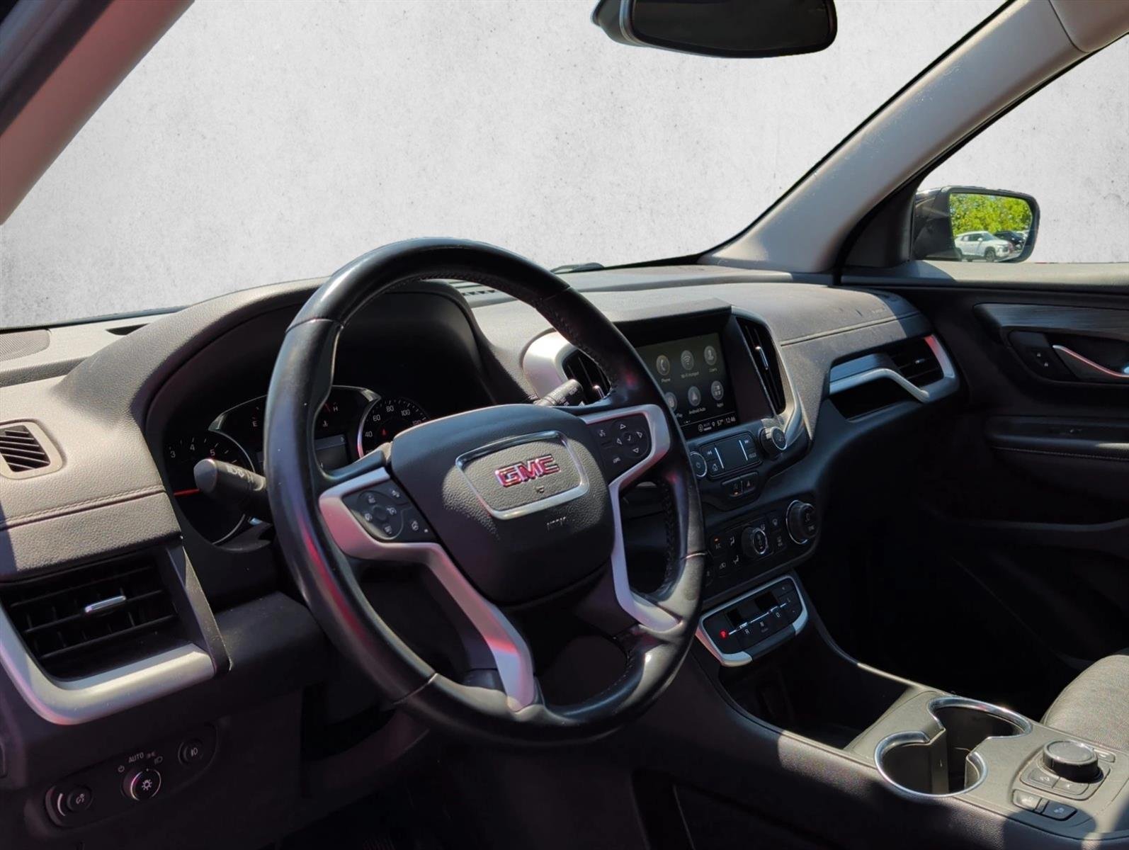 Used 2022 Ebony Twilight Metallic GMC SLT image 9