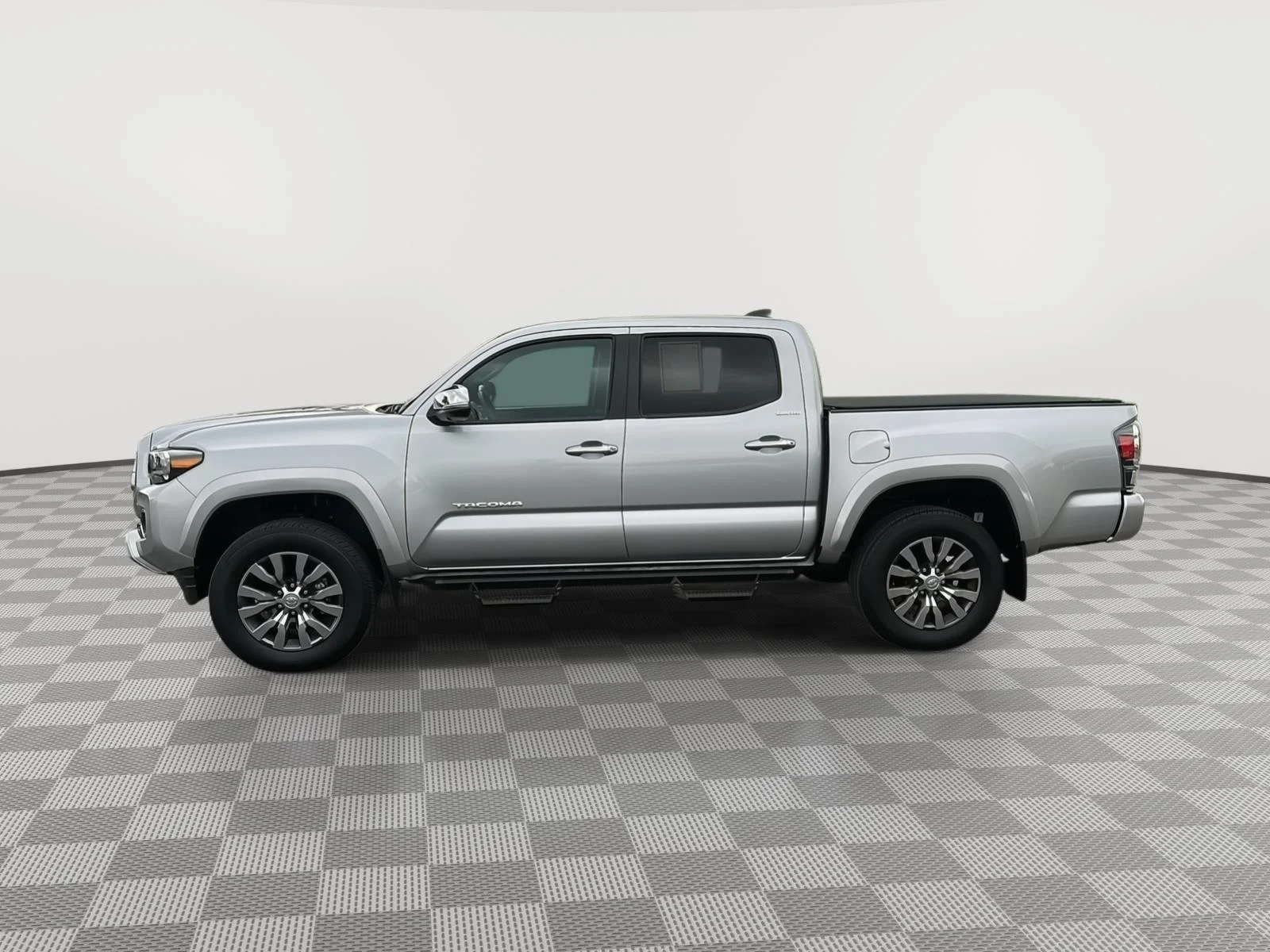 Certified Used 2022 Celestial Silver Metallic Toyota Limited image 17