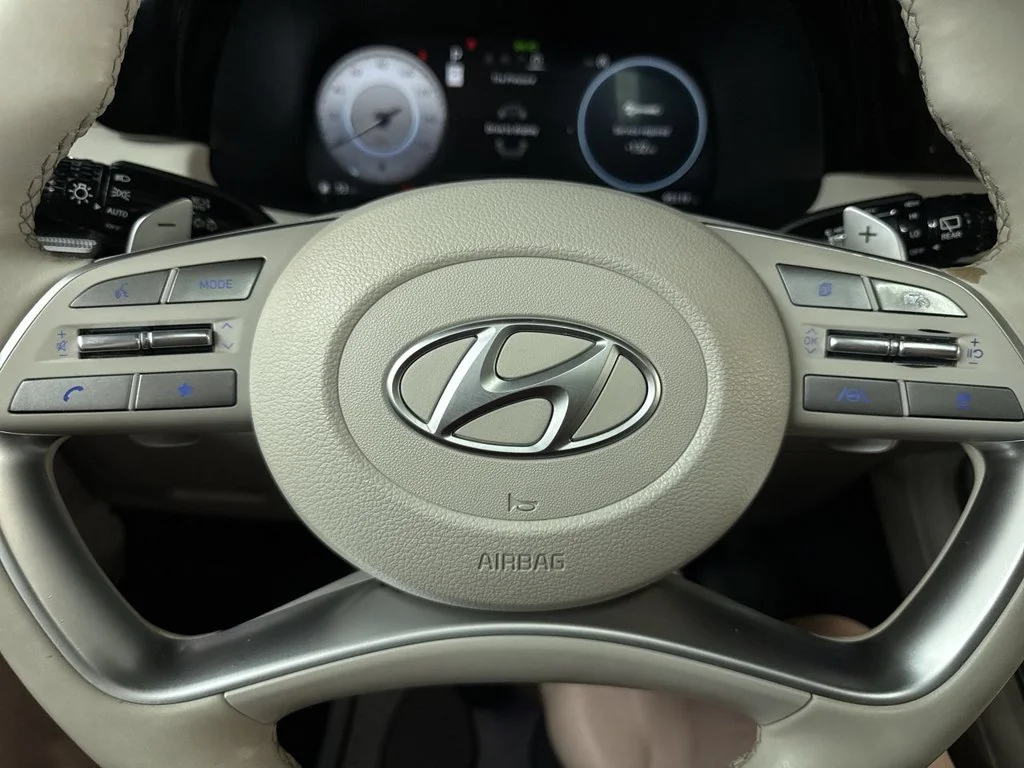 Used 2024 White Hyundai Limited image 23
