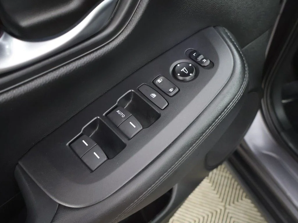 2026 Honda HR-V LX - Photo 34