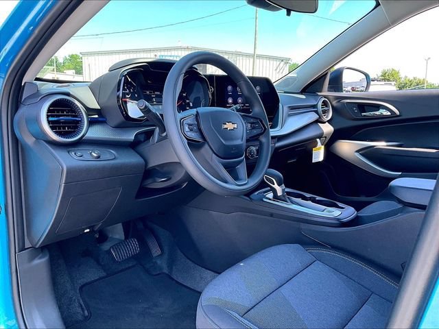 2026 Chevrolet Trax LS - Photo 8