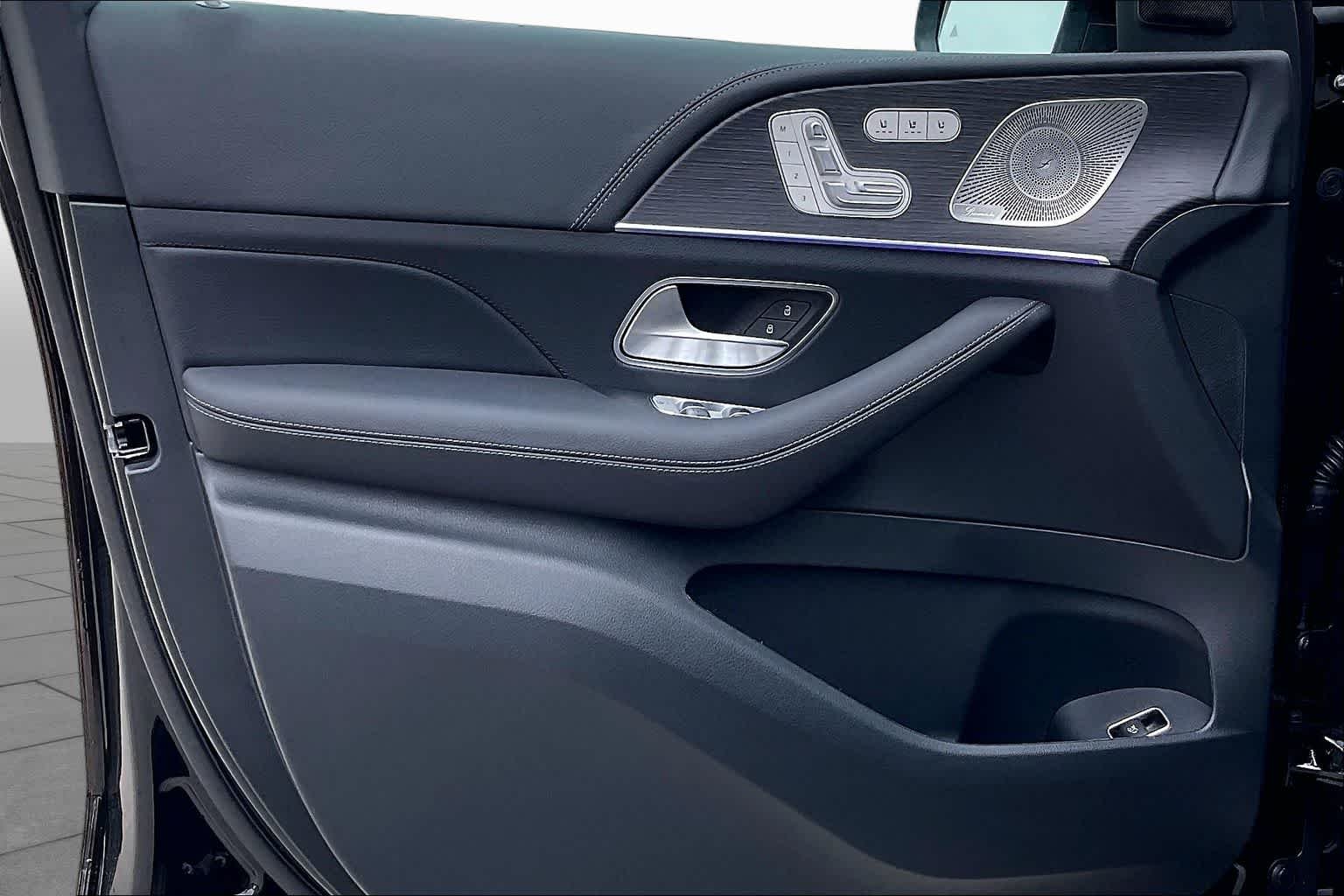 New 2026 Black Mercedes-Benz GLE 350 image 11