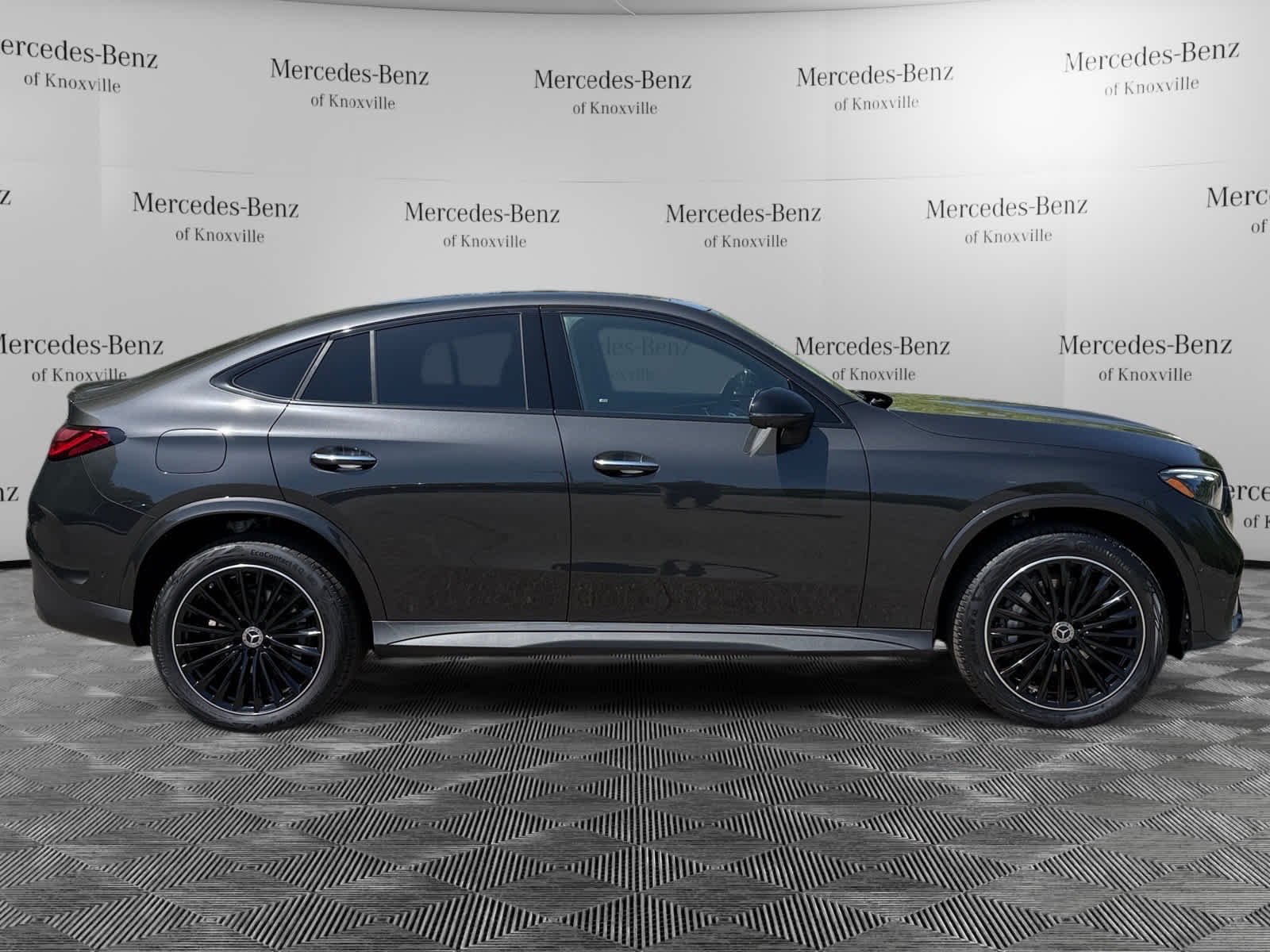 New 2026 Graphite Grey Metallic Mercedes-Benz GLC 300 image 6