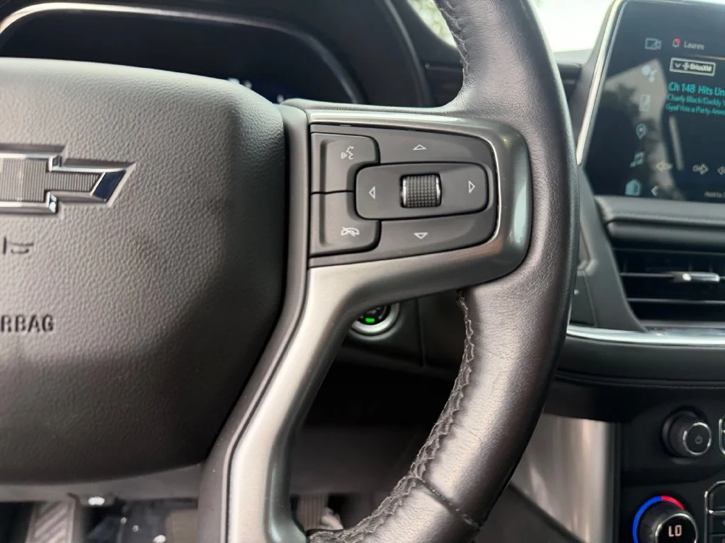 Used 2022 White Chevrolet Z71 image 25