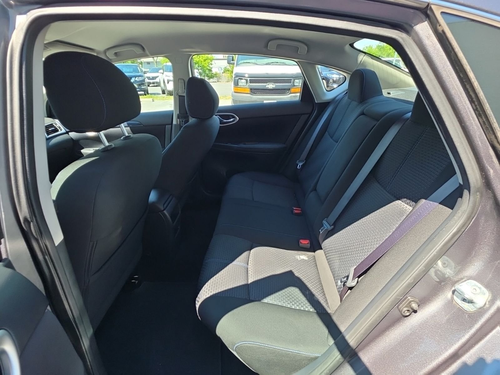 Used 2017 Gray Nissan SR image 16
