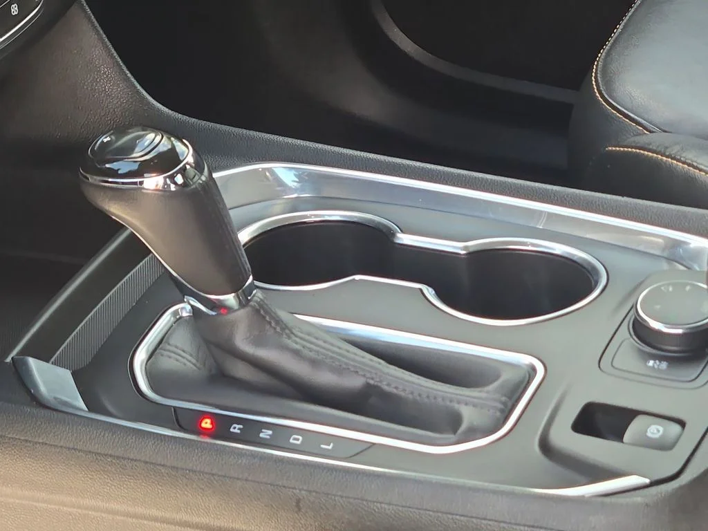 Used 2019 White Chevrolet RS image 40