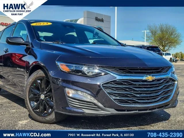 Used 2023 Gray Chevrolet LT image 2