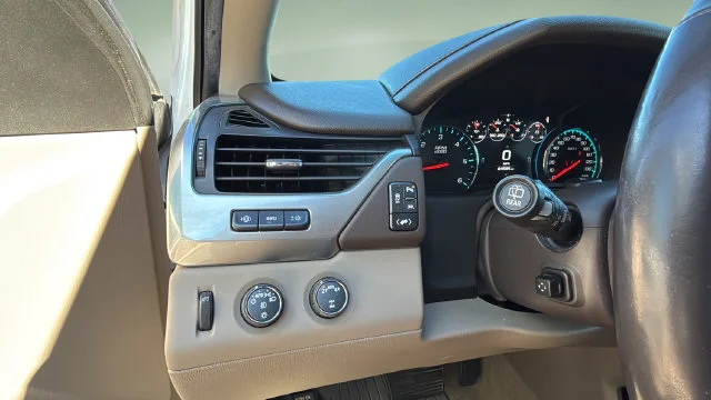 Used 2018 White Chevrolet Premier image 22