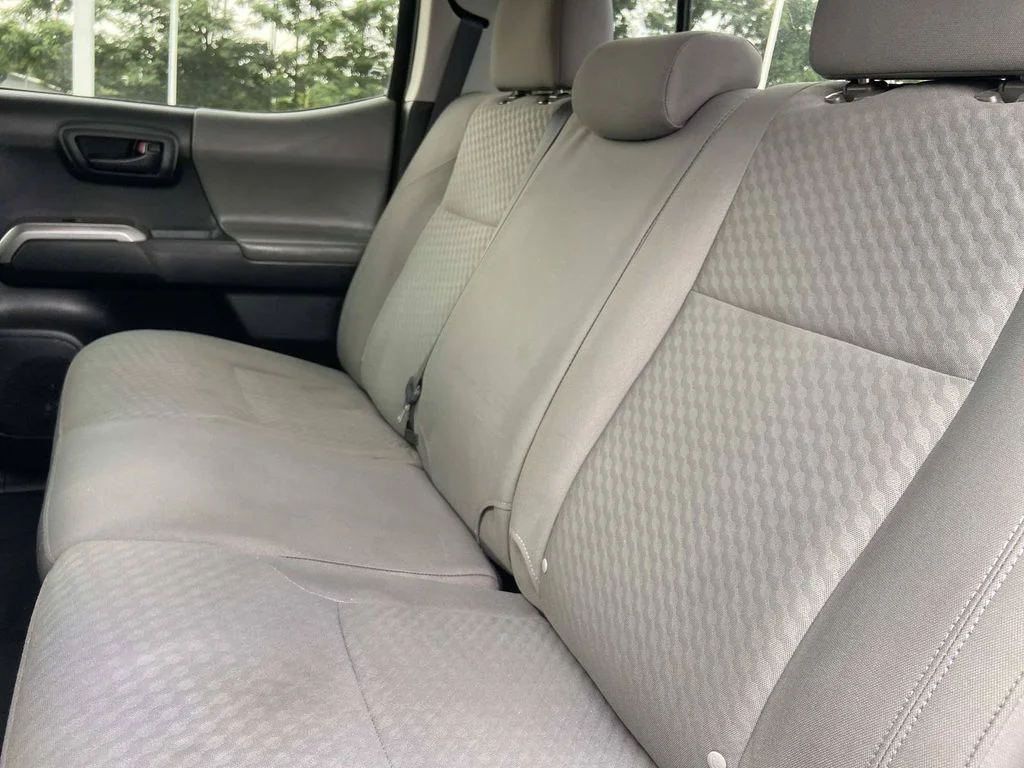 2022 Toyota Tacoma SR5 - Photo 17