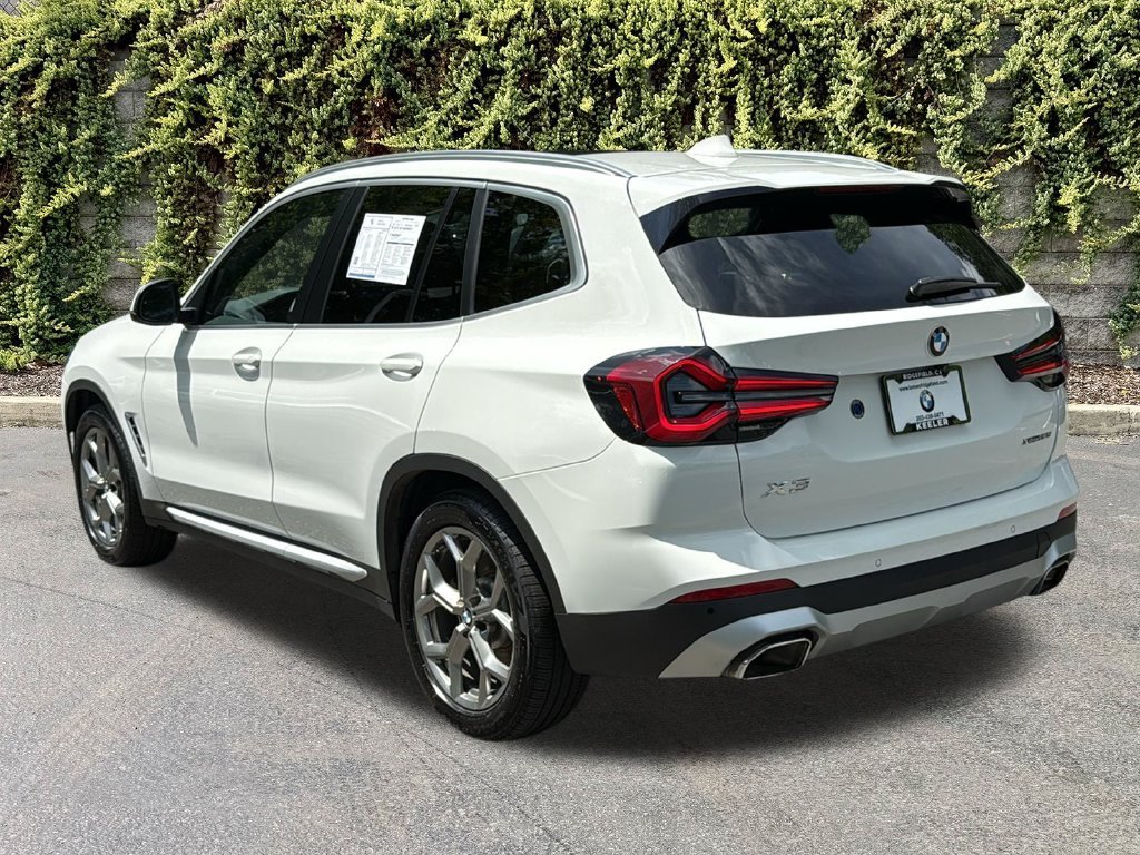 Used 2022 Alpine White BMW xDrive30i image 6