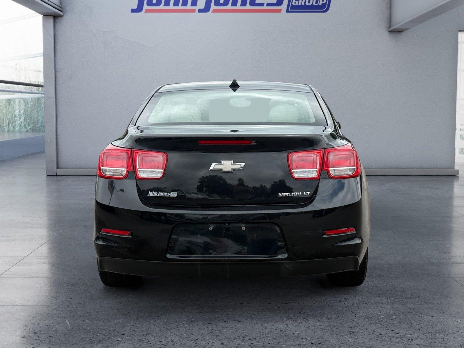Used 2013 Black Granite Metallic Chevrolet LT image 4