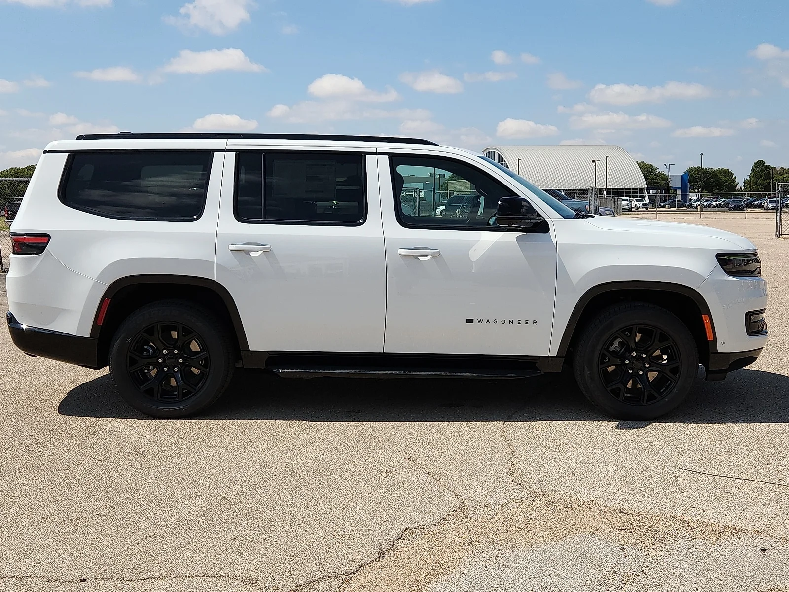 New 2025 Bright White Clear-Coat  Paint Jeep CARBIDE 4X4 image 5