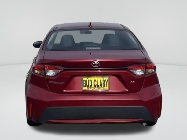 2022 Toyota Corolla LE photo 4
