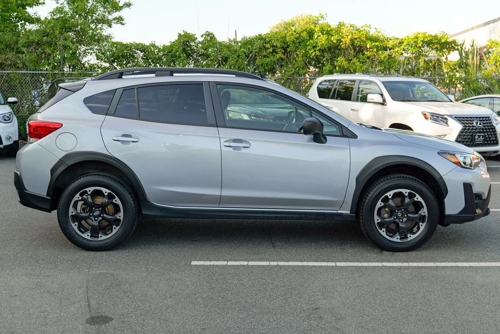 Used 2023 Ice Silver Metallic Subaru Base image 9