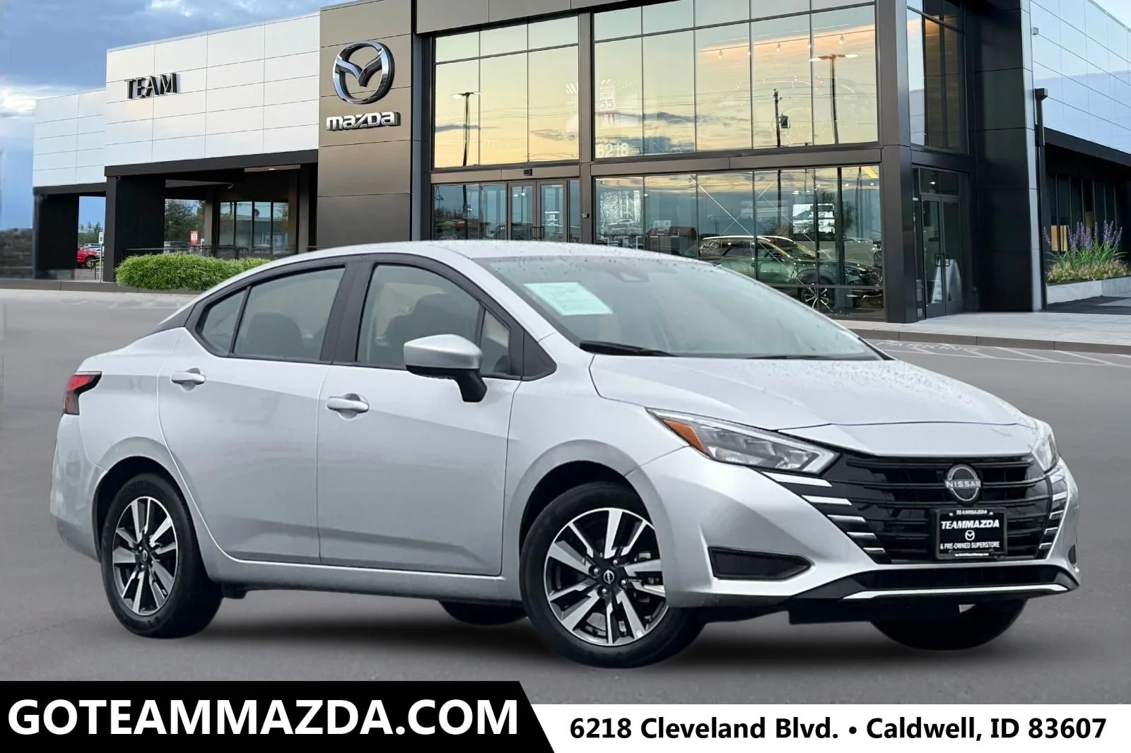 2025 Nissan Versa 1.6 SV CVT's photo