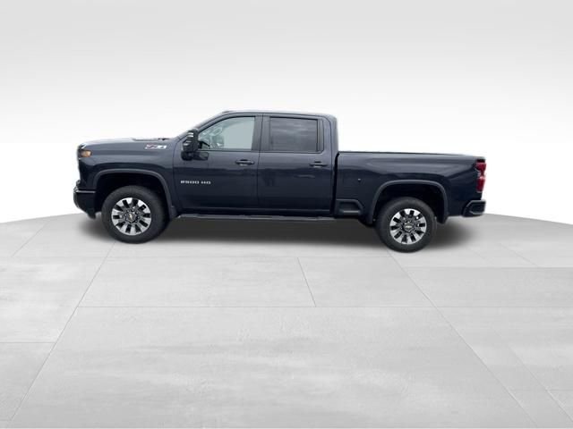 Used 2024 Gray Chevrolet Custom image 10