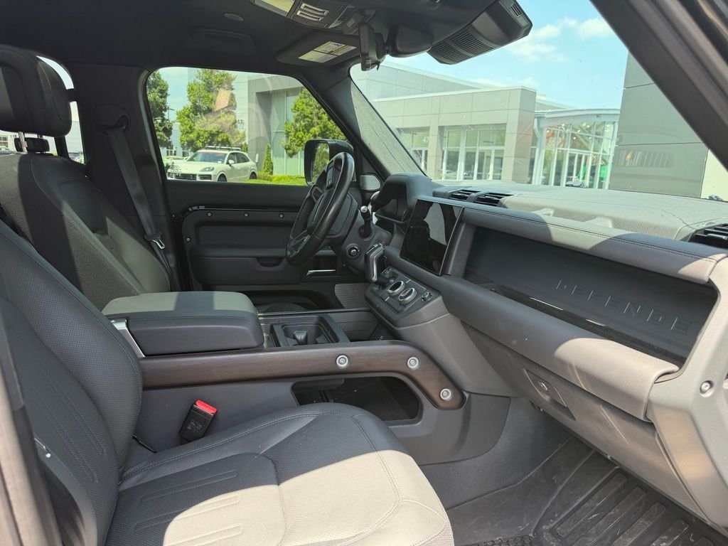 Certified Used 2023 Santorini Black Metallic Land Rover X image 16