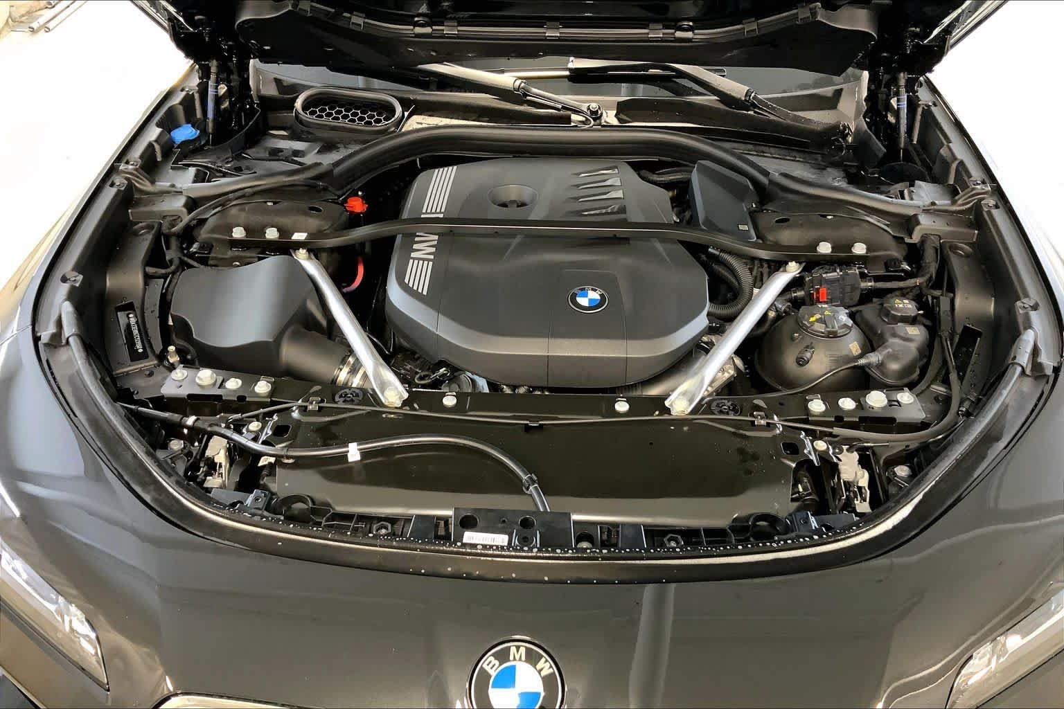 New 2026 Black Sapphire Metallic BMW 740i xDrive image 16